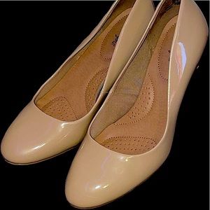 Dexflex Nude Heels- Women’s 11
